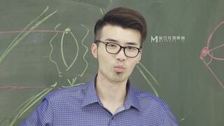 【國產精品】麻豆高校MDHS-0006 新老师的性爱实作课-韩棠
