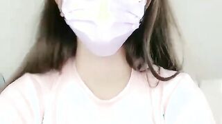 极品学生妹！白虎美少女！【糖炒栗子】简直馋死人了！~馒头逼，刚被男友开苞没多久~挺漂亮啊
