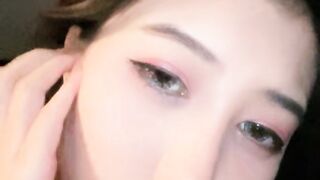 极品尤物网红女神！吃完饭回家收费！车上小露一波，浴室湿身跳蛋塞穴，假屌抽插地上骑坐