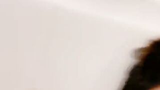极品尤物网红小姐姐！新人下海收费房！娇小身材贫乳细腿，蝴蝶美穴特写，掰开紧致小穴