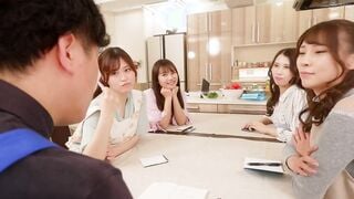 HUNTB-660 若妻だらけの料理教室に参加したら男はボク1人でハーレム状態！実習そっちのけで超欲求不満の若妻たちにボクのデカチンが料理されまくり！旦那の…
