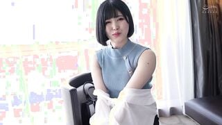 435MFCW-010 女優の夢を諦め専業主婦に……新婚ほやほやの新妻がマリッジブルーの寂しさを埋めるためチ○コを求めてマッチング！持参の電マで男子高○生ばりの性欲が大爆