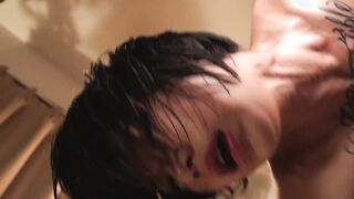 AVSA-277 怪しい煙と液体で死ぬほどガチイキしてしまうキメセク首絞め好きの敏感マゾビッチ！ 柊ゆうき