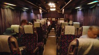 MOON-015 夜行バスで巨尻奥さんと東京まで片道300ｋｍの中出しワンナイトラブ　美…
