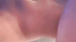 激情一夜，户外真实！【跟闺蜜在KTV玩耍】，安徽，女神肤白貌美，偷偷在KTV卫生间发骚自慰