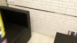 FC2-PPV-4000608 【無】清楚に見えるけど変態調教願望のある巨乳妻に面接からどさくさ紛れに生中出しをして楽しませてもらいました！※レビュー特典／高画質Ver