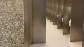 爆火推特19岁娇小苗条骚妹妹【苏苏】母狗式私拍~大白天各种路人前露出紫薇啪啪胆量惊人