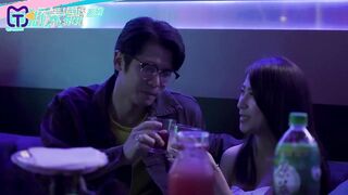 【國產精品】天美传媒TMW122 跨年蹦迪实测约炮 火辣骚货现场开操-妍儿