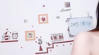 甜美嫩妹妹！激情大战头套男！一手抓白嫩奶子，紧致粉嫩小穴，站立抗腿侧入，骑乘位上下猛坐