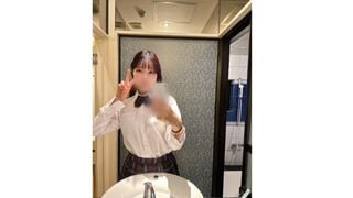 FC2-PPV-4051574 【数量限定販売】【凍結される恐れがありますのでお早めのご購入をお勧め致します】待望の完全顔出し！超危険作品発見！中出し・顔射2連発！女の子