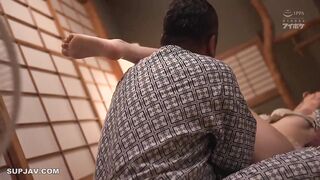 [모자이크 파괴] IPZZ-010 죽을 정도로 싫어하는 상사와 출장처의 온천 여관에서 설마의 방에… 후루카와 호노카