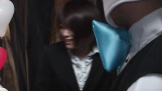 SVDVD-411 羞恥！彼氏連れ素人娘をマシンバイブでこっそり攻めまくれ！7 素人VSマシンバイブ 激安居酒屋にマジックミラー特設スタジオを設置 春の新人★足コキパンチ