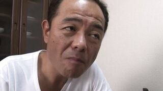 HBAD-230 息子の嫁に酔った勢いで襲いかかったら、意外にイケル嫁の美肉に復活した極太を突き刺した 紺野まりえ