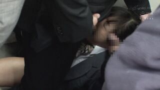NHDTB-516 女學生在電車角落被猥褻者偷偷操，臉上沾滿濕疹汁睡著了。
