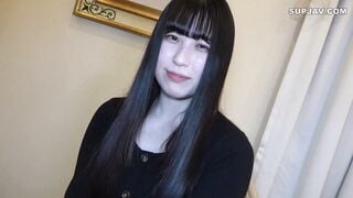 FC2-PPV-4082056 【無】美しい黒髪美人で清楚な書道教室の先生とのハメ撮り！Eカップで透き通るような白い肌に、口内射精した精子がベットベト！そのあとベッドでま