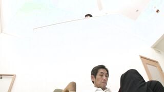 VENU-713 tidy［無言］thin 隣にお父さんがいるのよ… 櫻井菜々子