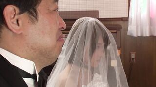 MIAE-056 心愛的妹妹被迫與中年男子椎名空結婚