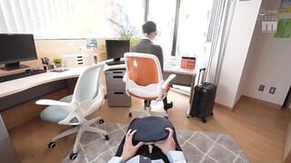 MIDV-530C-U 用迷人的纖細美腿來甜美挑逗！ 欺負吊胃口超被虐狂肉棒的足技痴女空姐 新有菜