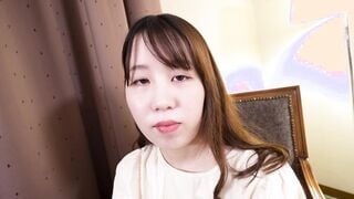天然むすめ 010424_01 素人ＡＶ面接 〜勃起クリトリスを剥き出しにして控えめに喘ぐ桃尻娘〜梨本洋子