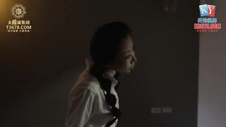 【國產精品】麻豆传媒MCY0155 爆操超嫩白虎JK少女 不要其他只要鸡巴-夏晴子
