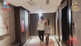 【国産高品質品】スターメディア XKG103 デパートのトイレで彼女と情熱セックス - Yisong