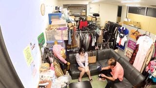 VPKTI-021 リリ 嫌な顔されながらおパンツ買い取りたい