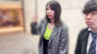 YUJ-023 「私って隙間があると埋めたくなる性格なの。家の家具も旦那のお弁当も寂しい心も…」 クラブで出会った人妻と生ハメしまくった数日間。 安位薫