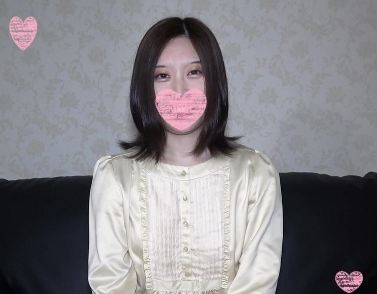 ⁣FC2-PPV-1309468 【ＳＳＳ級美女】完全顔出し♥蕓術の本場おフランスに留學経験あり♥上品な箱入り娘に初めて盡くしの膣奧大量中出し♥