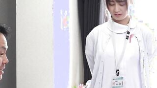 HUNTC-242 「ホントはダメなんだけど…特別ですよ。これっきりですからね」来てくれる度にこっそりヌイてくれる優しくてエロい天使の訪問看護師が実在した！
