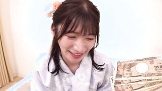 SKMJ-611 袴姿の卒業生限定SP！大学卒業式を終えたばかりの素人女子大生とデカチン男性が「素股マッサージ」に挑戦！見知らぬ男女は快楽のあまり密着即ズボで中出しまでし