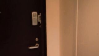 NINE-023 隣の幼なじみのお姉さんはJ-cupムチムチボディーで誘惑してきて僕チンもうタマらん。