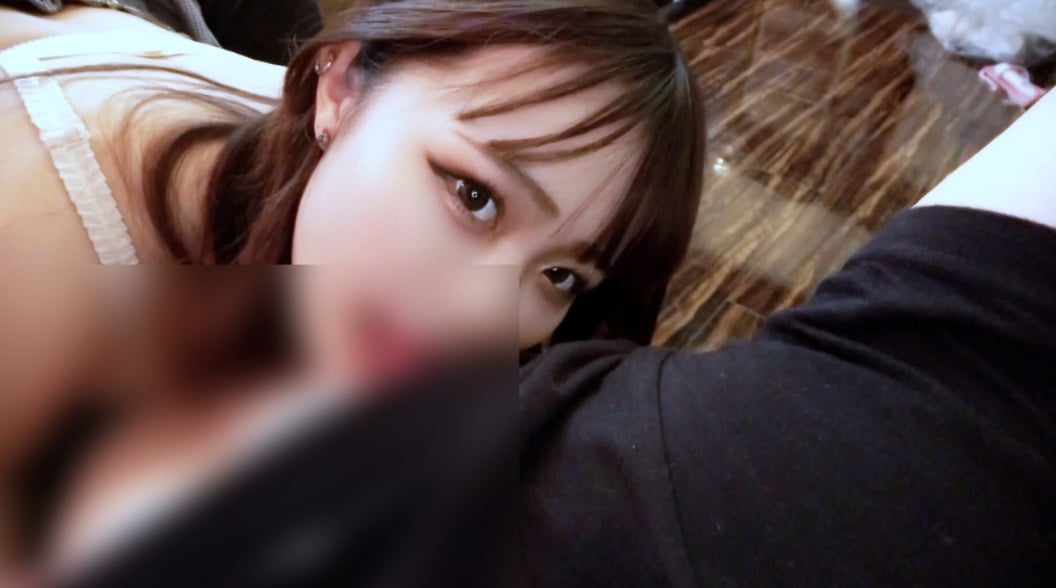 FC2-PPV-4667383 [完全揭示瞭面孔]“國寶天然H-杯，超級美麗的19歲”是她一生的第一個性愛視頻。 ★僅股票★