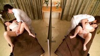 AP-672C 油壓按摩體驗 親密母女同時弓背高潮地獄！