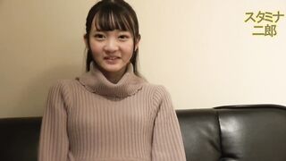 FC2-PPV-1384988 [Tsurupeta☆來自東京的蘿莉女孩] 18 歲的 Remu-chan 熱愛城市和性。她從性是唯一娛樂的鄉村搬到東京的那天，她首次亮相奇聞趣事！貓在女牛仔的位置