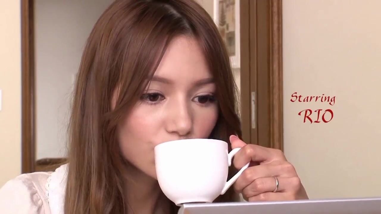 IPZ-037C-U無法拒絕並讓我這樣做的女人我很虛弱。