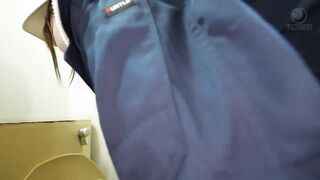 LULU-383 ガテン系巨乳女子の無自覚透け乳ノーブラ挑発に我慢できず乳揉み即ハメピストンしたら絶倫性欲に火がつき全身汗だく没頭中出しSEXで絡み合った。 佐山由依