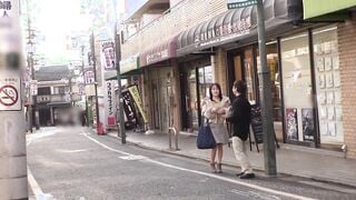 MBMP-112 こんな風にやってみろ！！セフレ発掘！ここが穴場だ！ナンパするなら絶対地元の商店街逸材美熟女4名ゲット2