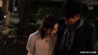 【モザイク破壊】SSIS-003 退屈な日常も理性もマ●コもブッ壊したい 結婚2年目、夫と倦怠期の私は史上最高にセックスの相性が良かった元カレと浮気した 小島みなみ