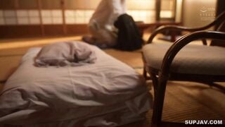 【モザイク破壊】CAWD-418 性欲を持て余した田舎の絶倫生娘は近所のオジさんを小悪魔誘惑して痴女って跨って中出しさせ続ける… 日向なつ