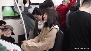 【モザイク破壊】DANDY-974 「えっ！おばさんの私が？！」我が子の前で触られ必死に抵抗するも愛液を垂れ流し絶頂が止まらない巨尻母VOL.4