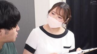 HUNTC-344 エッチな妄想が現実だった！脱毛クリニックに行ったらセクシーな女性スタッフが真面目に仕事するフリしてボクのVIOをわざと刺激！ムダ毛以外も…
