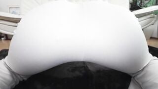 NACR-983 噂の引っ越し業者は爆乳でプリプリお尻のピタパンお姉さん 佐山由依