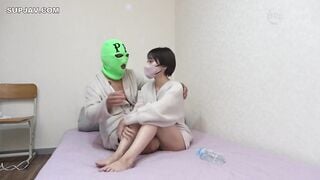 DOCS-091 【顔が抜けすぎる絶品妻】スレンダー巨乳が激シコで大興奮！旦那さん！レスになってくれてありがとう！【すみれ(32)】