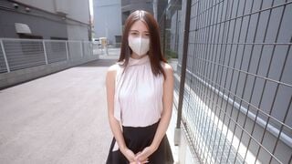 FC2-PPV-4719111 超エリート降臨！！、超大手商社入社の新卒２２才！！！エリートキャリア女が完全顔出し！！名門大※*学※卒*※業直後のエリート商社女を生中完全