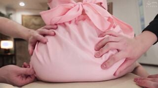 HNTRZ-015 世界を揺るがすバグ技を見つけた俺は、時間を止めたり、感度をあげたり、設定を書き換えたり…無双状態に突入しました。 さわり放題！！！