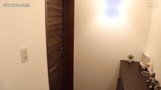 【モザイク破壊】DVDMS-818 10年ぶりに再会したイジワルな幼馴染はキャビンアテンダント 僕の童貞チ○ポを弄び調教する淫乱黒パンスト痴女 吉岡ひより