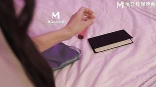 麻豆传媒MD-0324 家族的秘密 多人淫乱祖传仪式 夏晴子