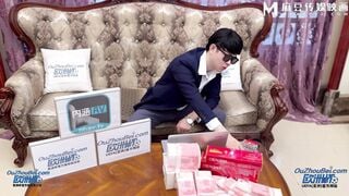 麻豆传媒NHAV-016 金钱砸到足球宝贝 操到淫娃流水不止 爱爱