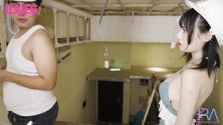 麻豆传媒RAS-092猥琐工人操上高傲女监工 蒋佑怡