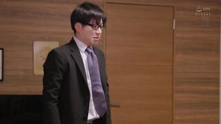 JUR-389 人妻秘書、汗と接吻に満ちた社長室中出し性交 美熟女界の女王が最高峰の秘書シリーズに登場！！ 北条麻妃